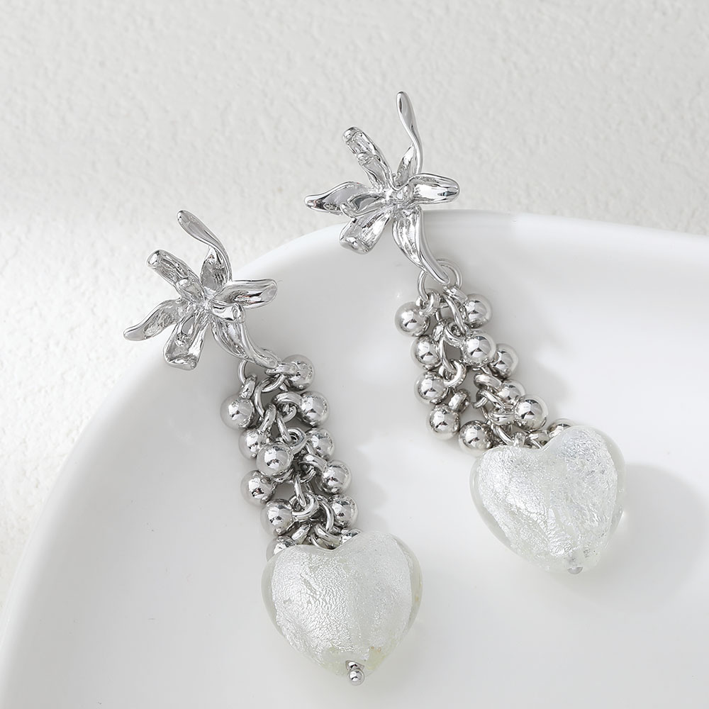 Clous d'oreilles en forme de f - Flower Supply avis et prix